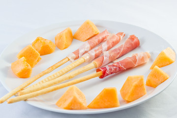 Antipasto prosciutto e melone