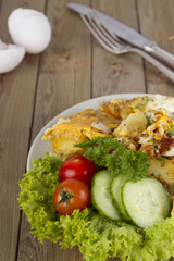 Bratkartoffeln mit salat