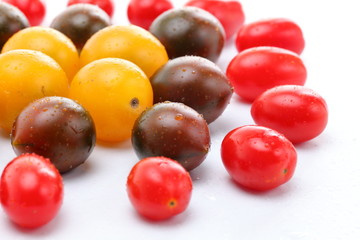 Tomates cherry surtidos
