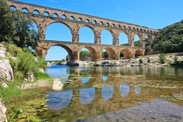 Papier Peint photo Pont du Gard Roman aqueduct Pont du Gard, Languedoc, France. Unesco site.