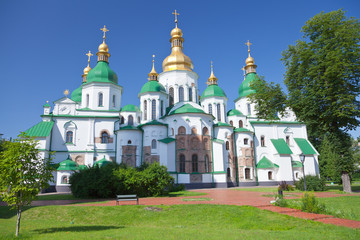 Fototapeta na wymiar Saint Sophia Cathedral w Kijowie