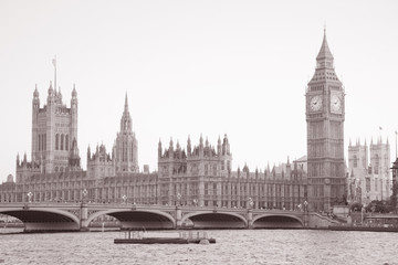 Fototapeta na wymiar Westminster Bridge i Big Ben, London
