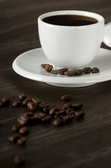 Espresso mit Kaffeebohnen