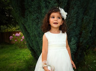Little girl at the wedding place