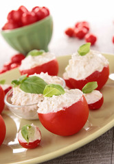 appetizer, tomato stuffed with cheese