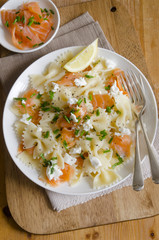 Smoked salmon pasta