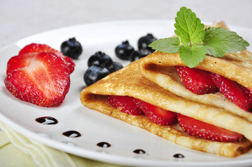 Pancakes with strawberries