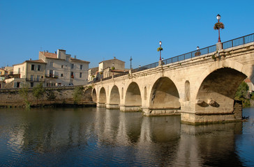sommieres bridge
