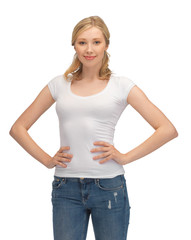 Obraz premium woman in blank white t-shirt