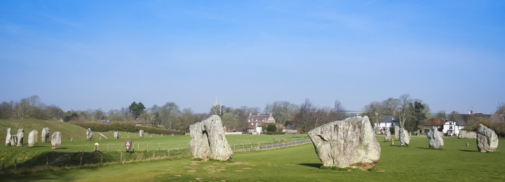 avebury stone circle standing stones