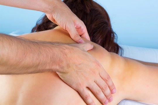 Fisioterapista, massaggio