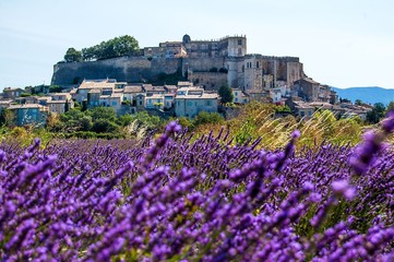 Plakat Wioska provençal de Grignan en France