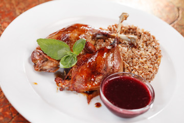 duck wings with cranberry sauce