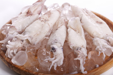 Calamares enteros congelados