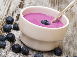 Blueberry Yogurt with blueberries