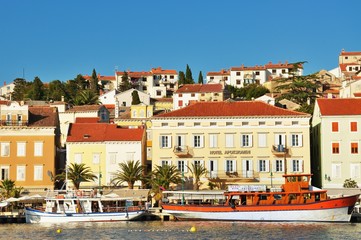 Mali Losini