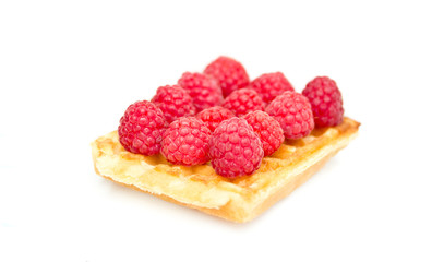 Himbeeren auf einer Waffel