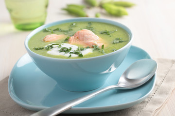 Cream of green pea soup with salmon