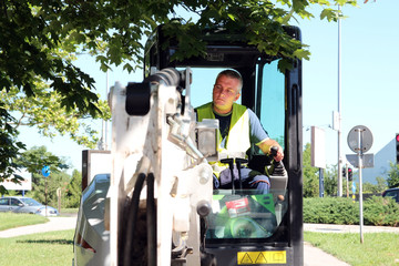 Operator of a Excavator © RGtimeline