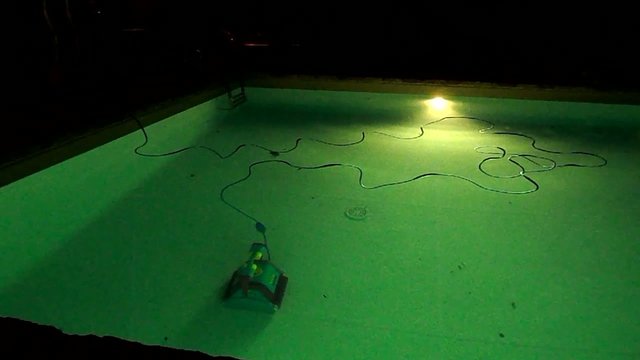 robot pulisce piscina