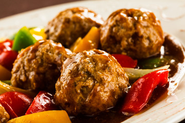 Roasted meatballs and vegetables - obrazy, fototapety, plakaty