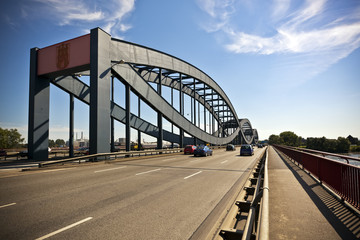 Elbbr&uuml;cke in Hamburg