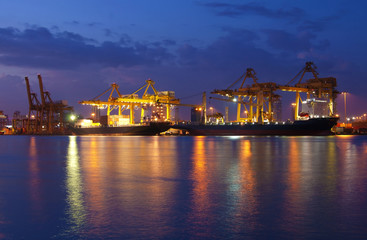 Naklejka premium port