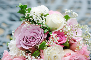 Brides pink bouquet