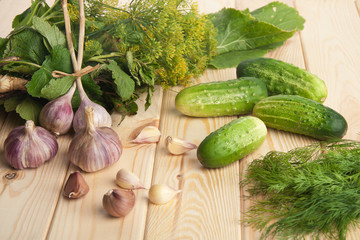 preparing cucumbers for pickling