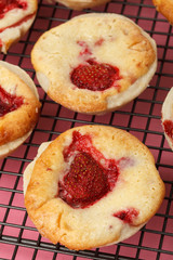 Strawberry and white chocolate cakes