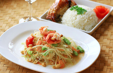 Green papaya salad thai cuisine spicy delicious