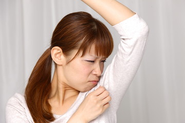 underarm odor