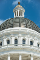Sacramento Capitol Building in California - 43627214