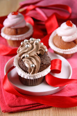 schoko- und erdbeercupcakes