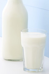 quart glass milk bottle