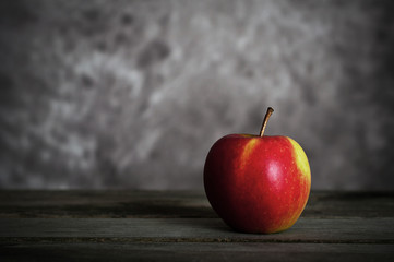 Single apple