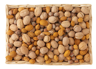 Noci, mandorle e nocciole