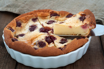 Frischer Kirschkuchen