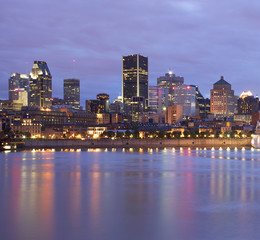 Obraz premium Montreal skyline at dusk, Quebec, Canada