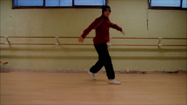 Breakdance, hip-hop, figure, saut p&eacute;rilleux, salto cirque
