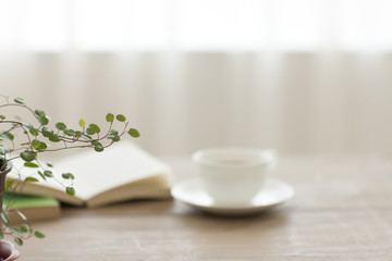 テーブルの上にある紅茶