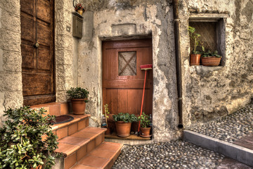 Fototapeta na wymiar Ancient house. Ventimiglia, Włochy.