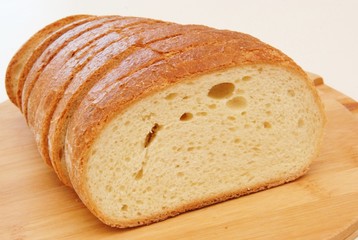 pane toscano tagliato a fette