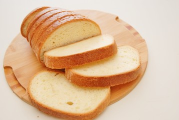 pane toscano tagliato a fette