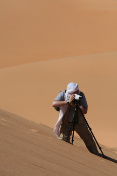 DSLR photography in the desert dune - Niger