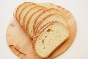 pane toscano tagliato a fette