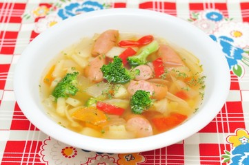 野菜たっぷりコンソメスープ