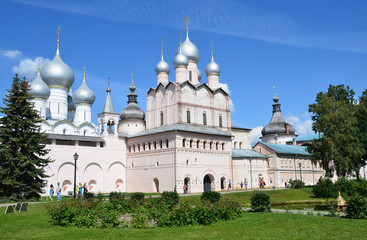 Fototapeta na wymiar Kościół Zmartwychwstania Pańskiego w Rostów Kremla.