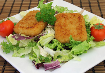 Gouda gebacken mit Salat