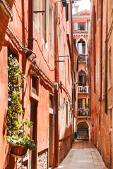 Fototapeta na wymiar street of Venice